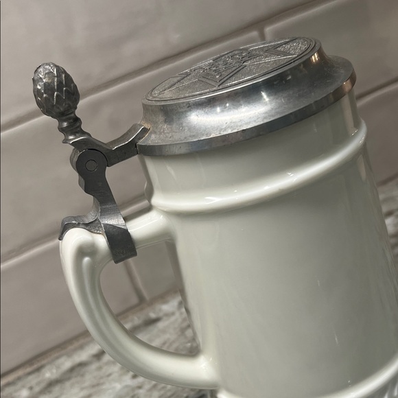 Rare Maisel's Beau Porcelain Beer Stein with Lid Numbered 249 - Picture 7 of 16